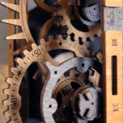 Wooden.City l Gear Globe Wanduhr l 3D Holzpuzzle - Lama Welt