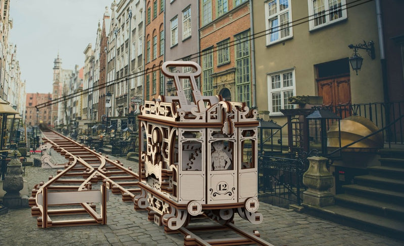 WOODEN.CITY – Straßenbahn Mit Gleisen | 3D Holzpuzzle - Lama Welt
