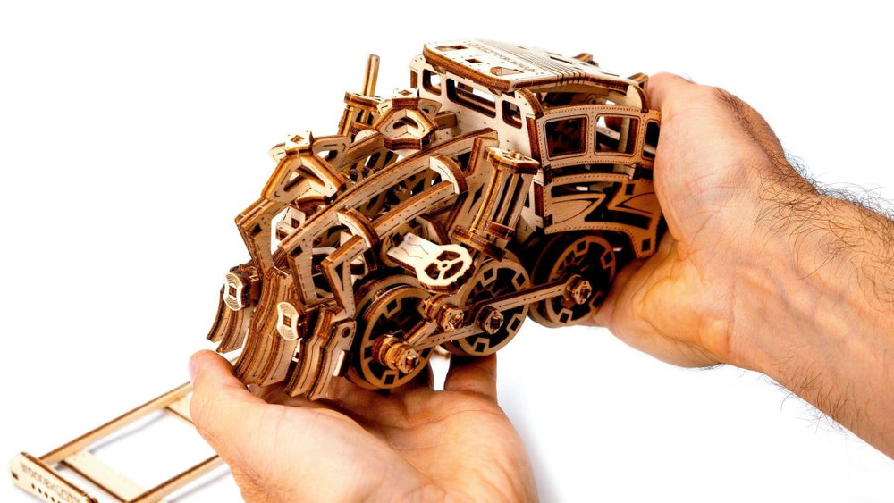 WOODEN.CITY – Traum - Express | 3D Holzpuzzle - Lama Welt