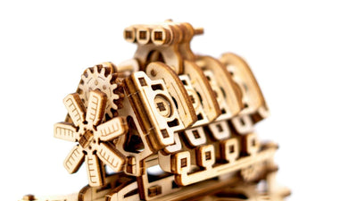WOODEN.CITY – V8 Motor | 3D Holzpuzzle - Lama Welt